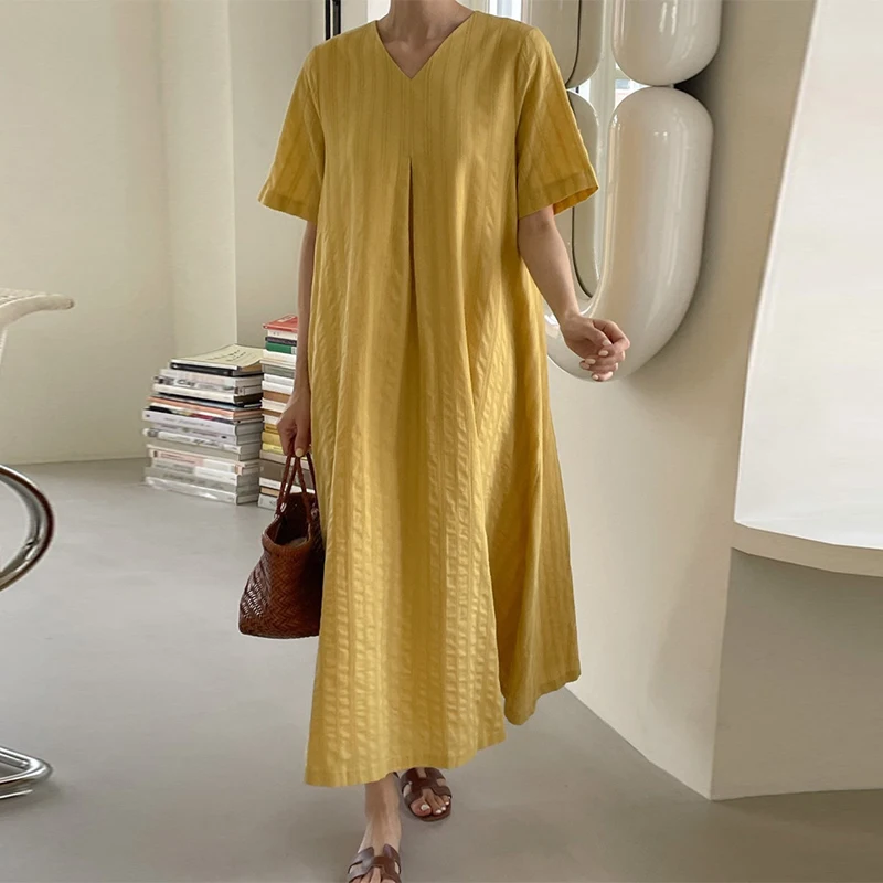 Жълта рокля дамски летни къси ръкави френски мързеливи проста текстура бръчки v-образно деколте хлабав случайни плътен цвят средна дължина рокли