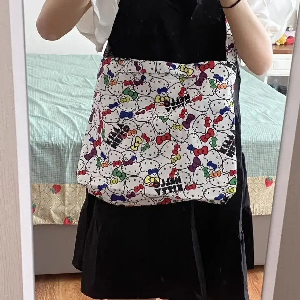 sanrio hello kitty canvas момиче пратеник чанта рамо чанта сладък карикатура чанта графити пазарска чанта съхранение